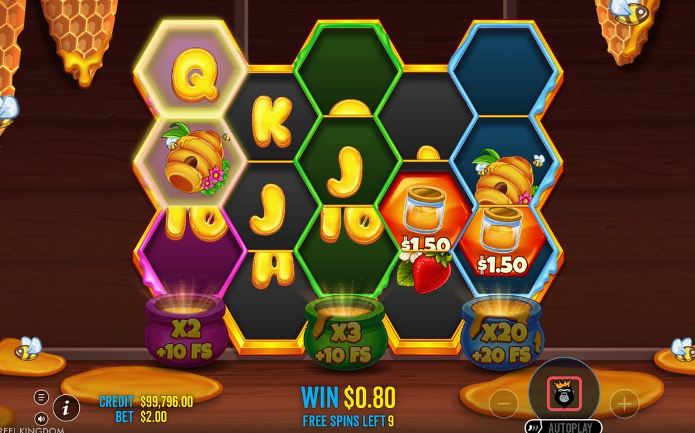 Free Spins with MONEY symbols and their collected values